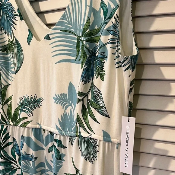 Emma & Michele Green Leaf Print Maxi Dress - Picture 4 of 7